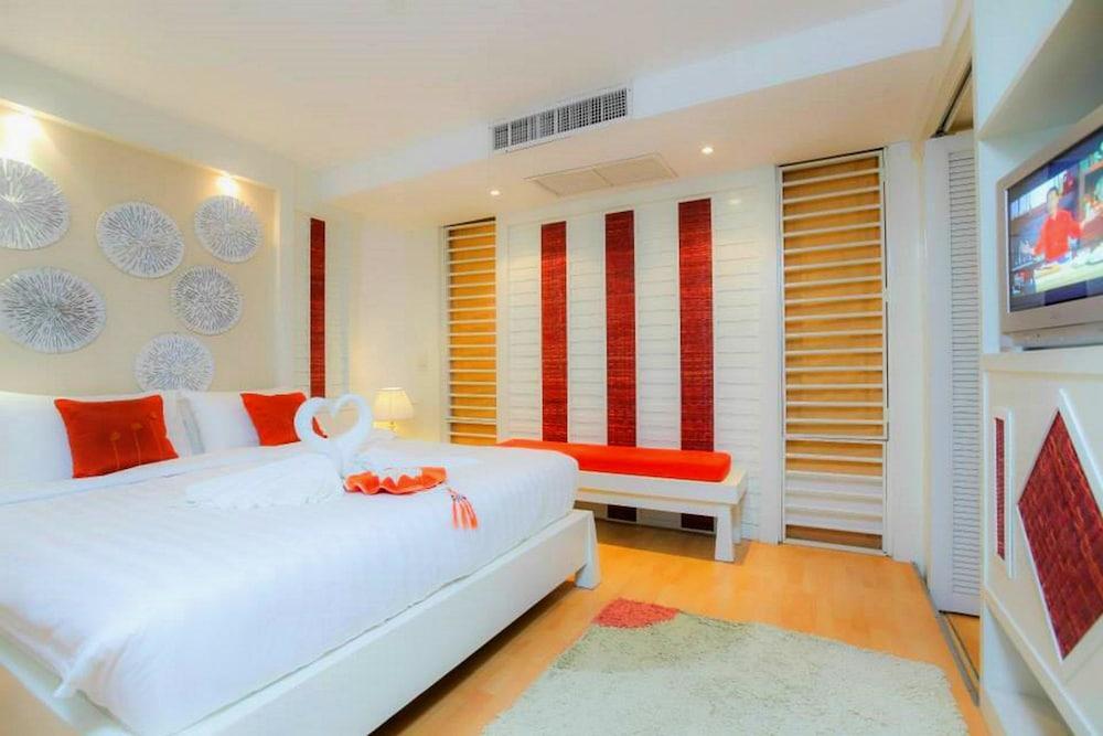 The Royal Palm Beach Front Patong Dış mekan fotoğraf